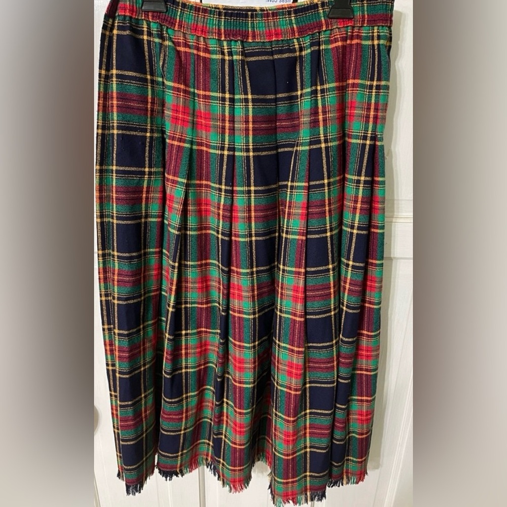 Vintage 80s- Chaus- Pleated Tartan, Plaid A-Line Skirt- fringe - Picture 7 of 8